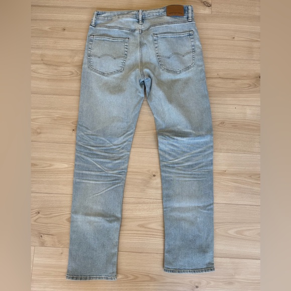 American Eagle Jeans - Picture 4 of 6